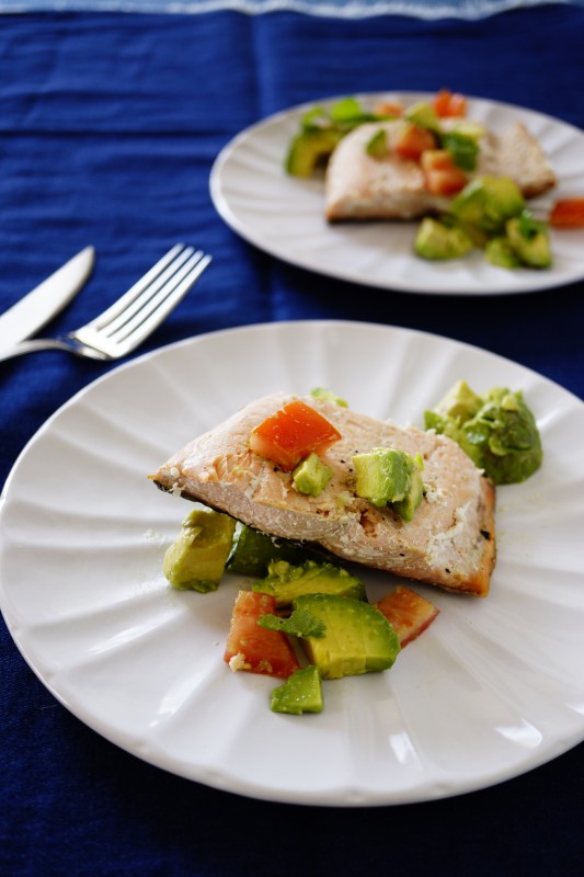 High Protein Dinner - Salmon with Avocado