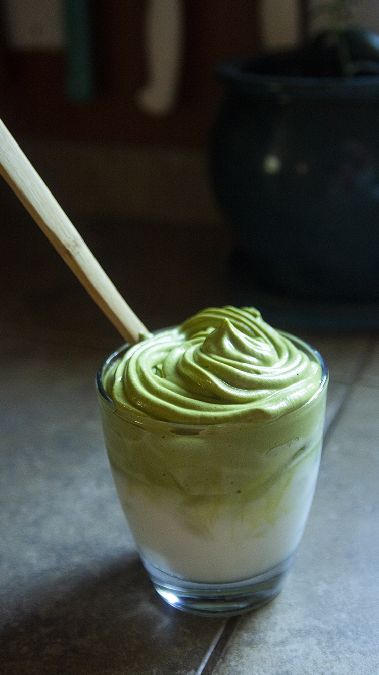 Dalgona Matcha is the other version of Dalgona coffee, with less caffeine in it. I posted 2 process - with egg matcha dalgona and without the egg version matcha