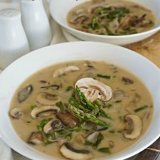 Easy Dinner Recipe that you can make after work - Asparagus Mushroom Soup