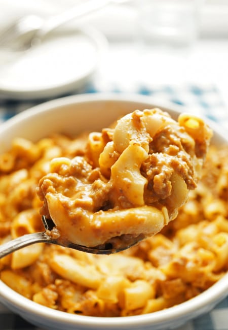 THE BEST AND CREAMIEST STOVE TOP MAC AND CHEESE EVER