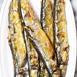 Broiled Mackerel Recipe is a copy-cat from the grilled Korean Mackerel we have tried 3 weeks. Although this is broiled, it is similar to the grilled one in terms of its taste. No frying and it does not need fancy ingredients to make.