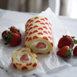 Valentine Strawberry Swiss Roll with Cream Cheese Frosting- Learn how to make delicious swiss roll and impress your friends and love ones / the skinny pot
