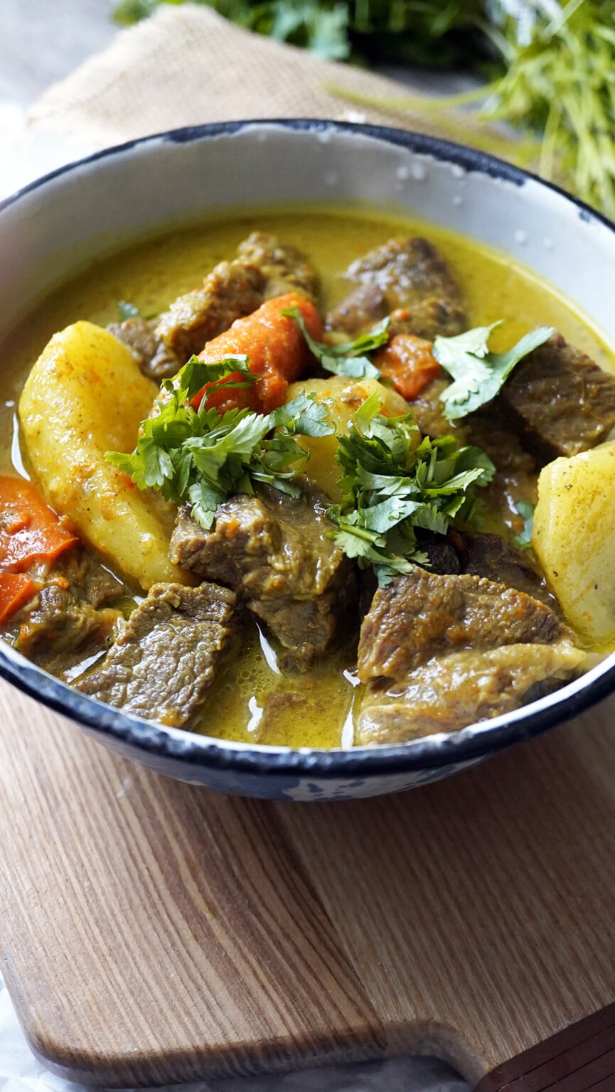 Quick and Easy Instant Pot Beef Curry