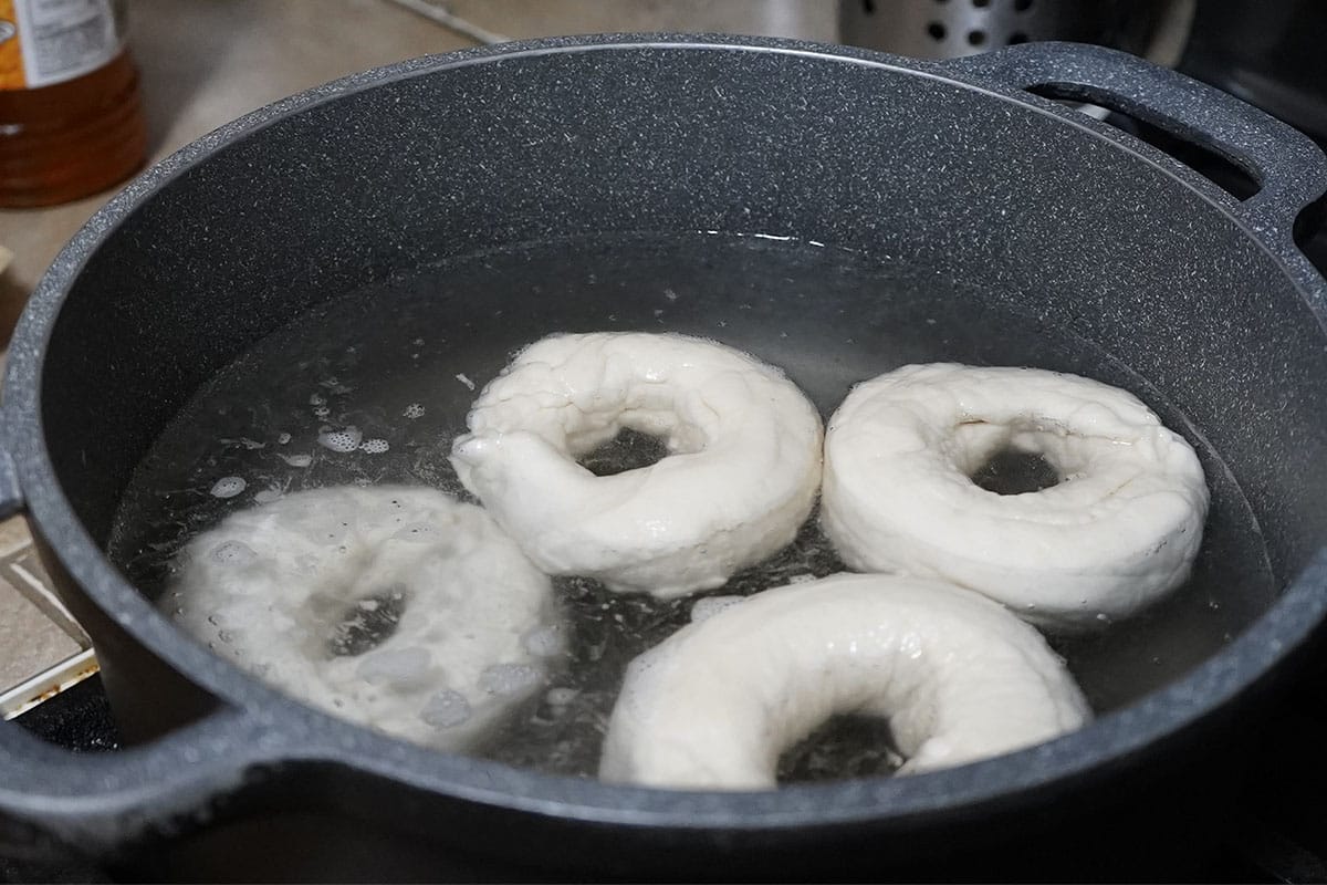 submerge the bagel dough to a boiling water